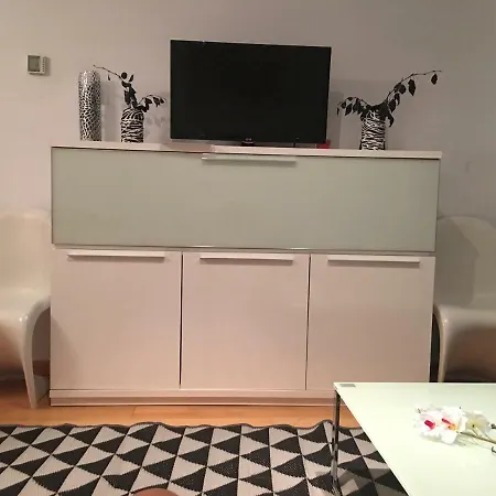 Apartamento Maestro Jose Garberi * Alicante
